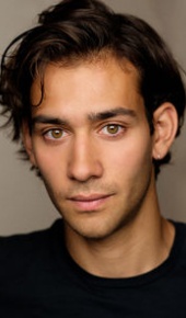 herec Maxim Baldry