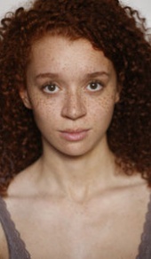 herec Erin Kellyman