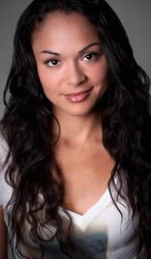 herec Karen Olivo