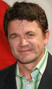 herec John Michael Higgins