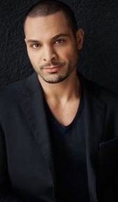 herec Michael Mando