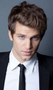 herec Keegan Allen