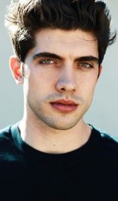 herec Carter Jenkins