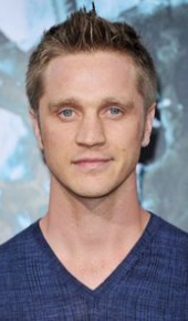 herec Devon Sawa