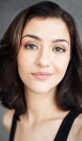 herec Katie Findlay