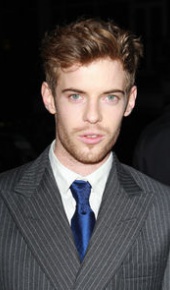 herec Harry Treadaway