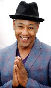 herec Giancarlo Esposito