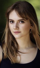 herec Emilia Jones