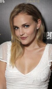 herec Madeline Brewer