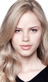 herec Halston Sage