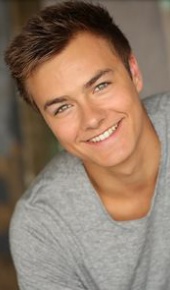 herec Peyton Meyer