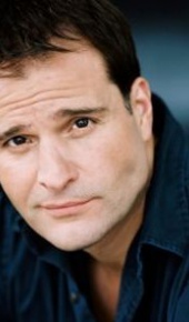 herec Peter DeLuise