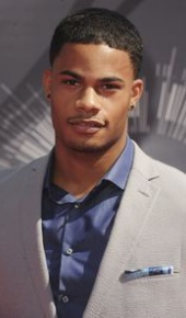 herec Jordan Calloway