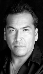 herec Eric Schweig