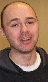 herec Karl Pilkington