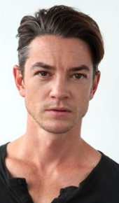 herec Craig Horner