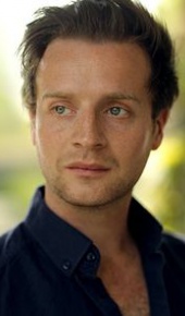 herec Andrew Gower