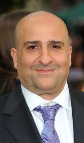 herec Omid Djalili