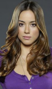 herec Chloe Bennet