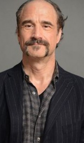 herec Elias Koteas