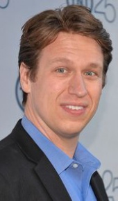 herec Pete Holmes