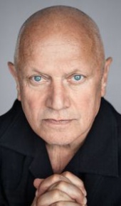 herec Steven Berkoff