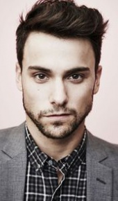 herec Jack Falahee