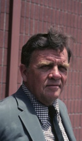 herec Pat Hingle