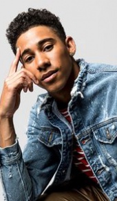 herec Keiynan Lonsdale