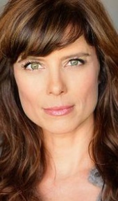 herec Torri Higginson