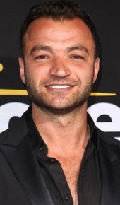 herec Nick Tarabay