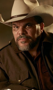 herec Hector Contreras